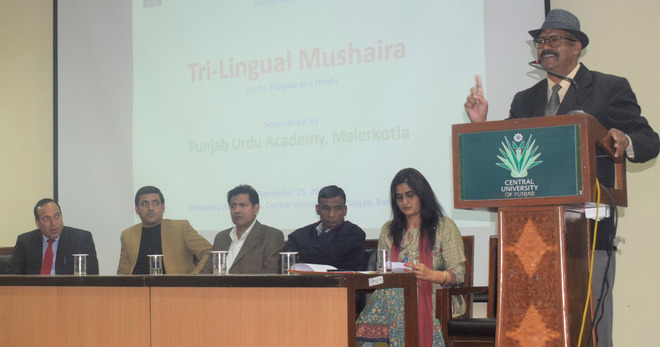 Eminent poets enthral audience