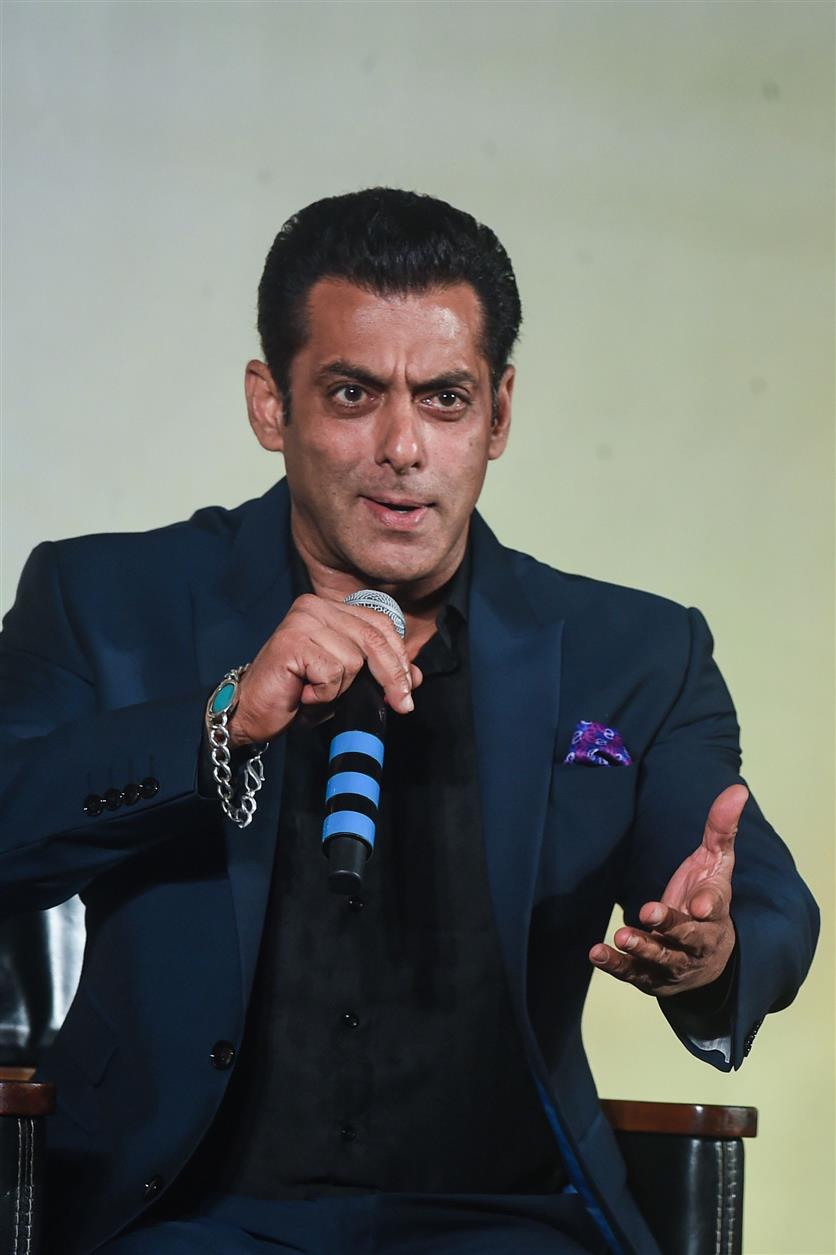 Salman to quit as ‘Bigg Boss’ host, to be replaced by Farah Khan?