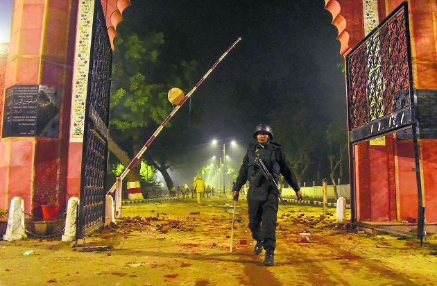 Dec 15 night at AMU that haunts Aligarh