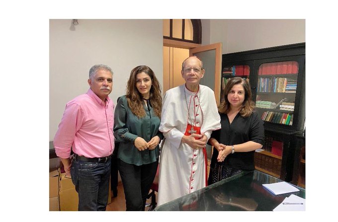 Raveena Tandon, Farah Khan apologise to Cardinal Oswald Gracias