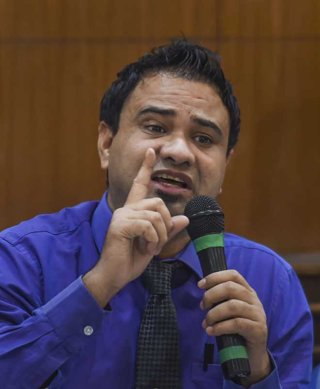 UP’s Dr Kafeel Khan arrested at Mumbai airport for alleged anti-CAA speeches