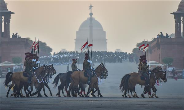 Full dress rehearsal of Republic Day parade, traffic snarls in parts of Delhi