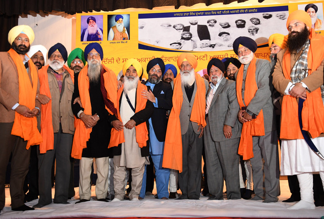 Rebel Akalis call for Badals’ ouster