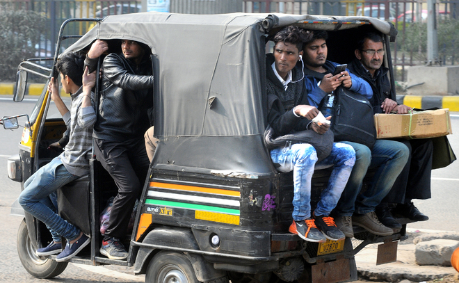 Overloaded autorickshaws Risk lives of commuters