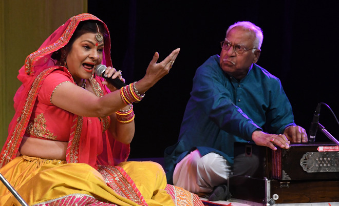 Padma Shri Malini Awasthi leaves audience spellbound
