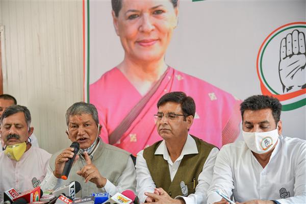 Corruption allegations: U’khand CM asks Harish Rawat to reveal mystery of ‘friendship with blackmailer’