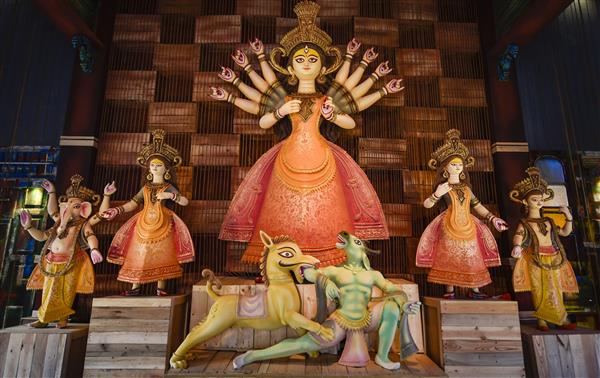 Calcutta HC orders all Durga Puja pandals in Bengal be declared no-entry zones