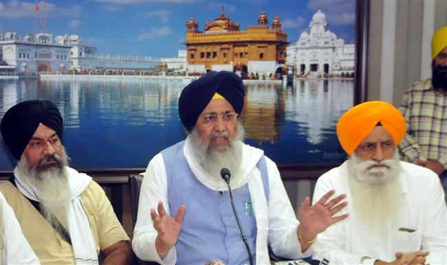 SGPC gets Sikh activists booked after clash inside Golden Temple complex that left 15 injured