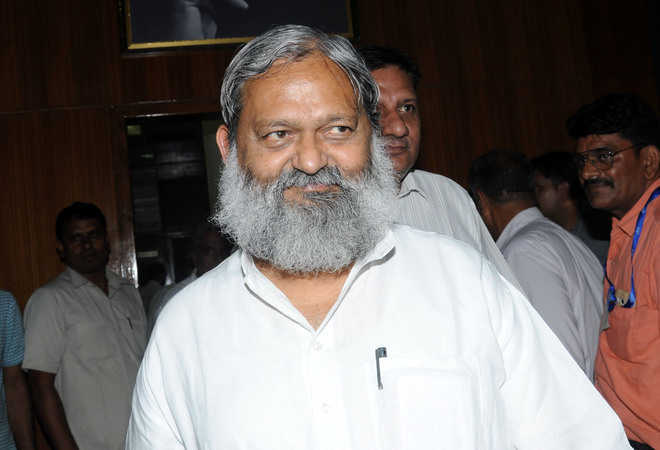 Can&#39;t allow Rahul to bring huge crowd from Punjab to disturb Haryana&#39;s  atmosphere: Anil Vij