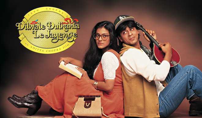 25 years of DDLJ: SRK, Kajol's statue from 'DDLJ' to be unveiled in London