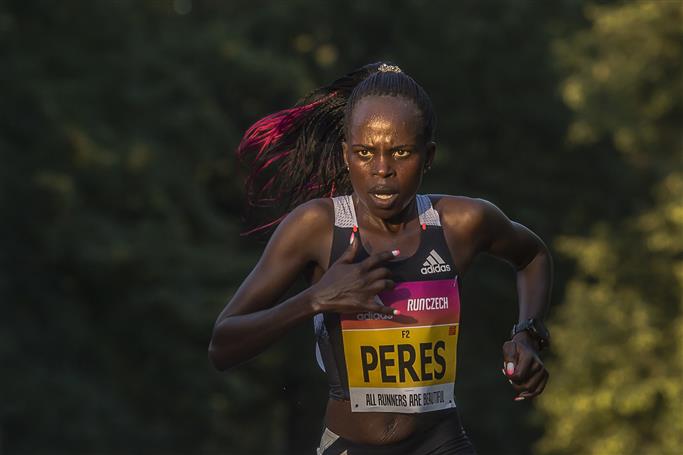Kenya's Jepchirchir sets world mark in women's half marathon