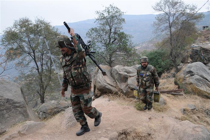 Pakistan violates ceasefire along IB in J-K’s Kathua