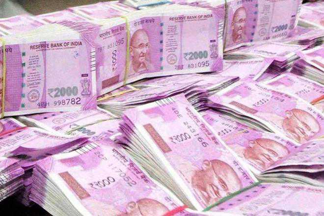 I-T dept seizes Rs 62 crore in cash after raids on hawala operatives in Punjab, Haryana, Delhi