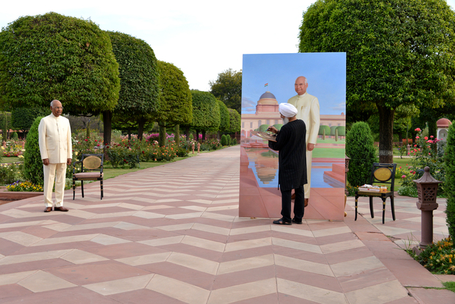 RM Singh paints the Presidents