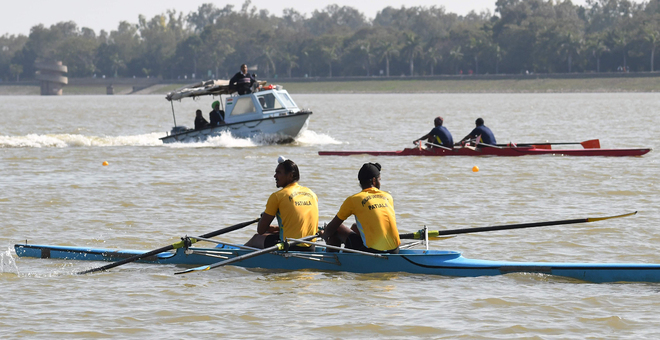 Rowers wait for govt SOPs to start practice at Sukhna Lake