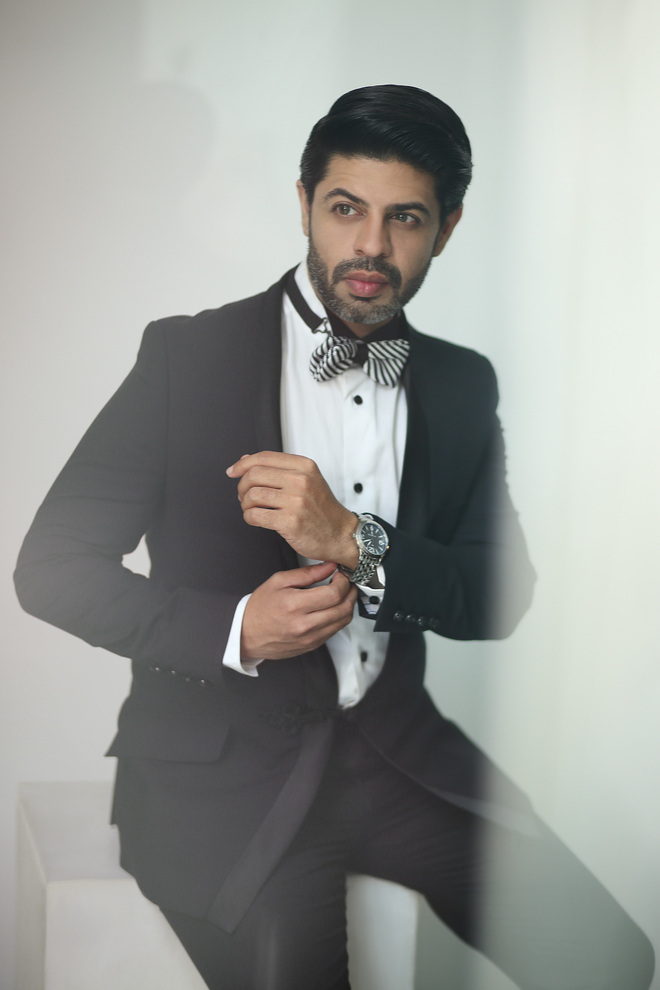 Actor, anchor and dancer Ssumier Pasricha takes to devotional music