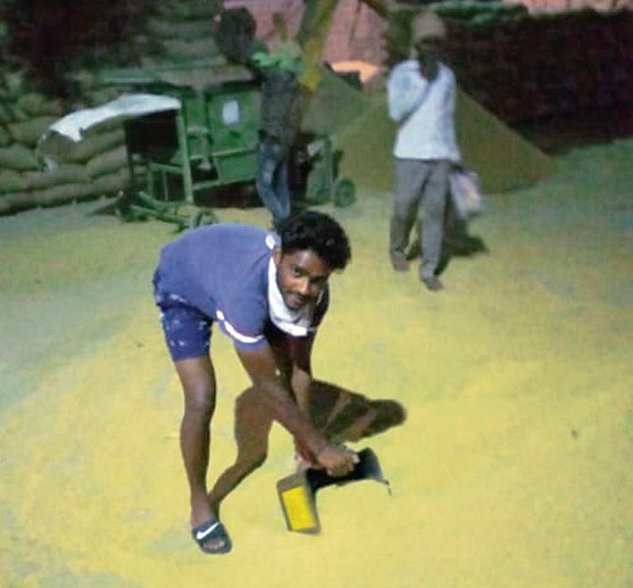 Best scorer of Khelo India Games works as labourer