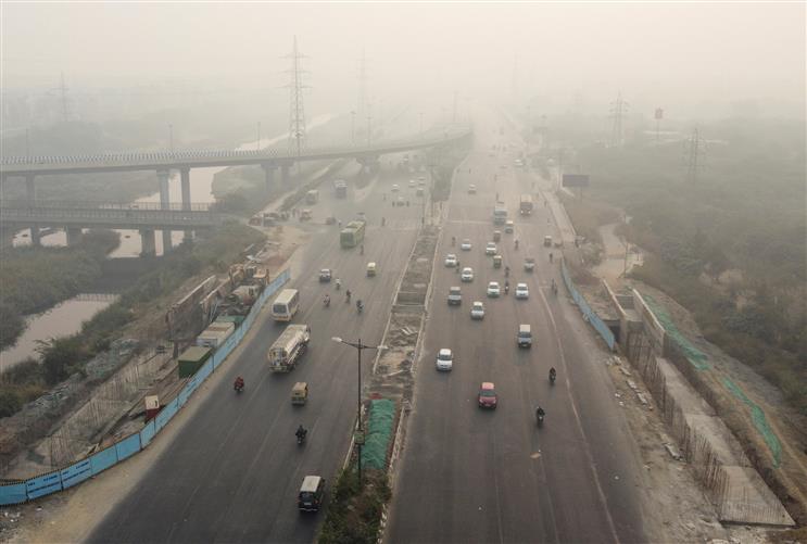 Delhi’s air quality deteriorates to ‘poor’ zone
