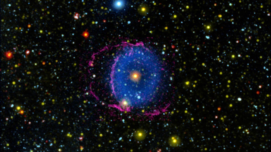 Scientists solve 16-year-old Blue Ring Nebula mystery