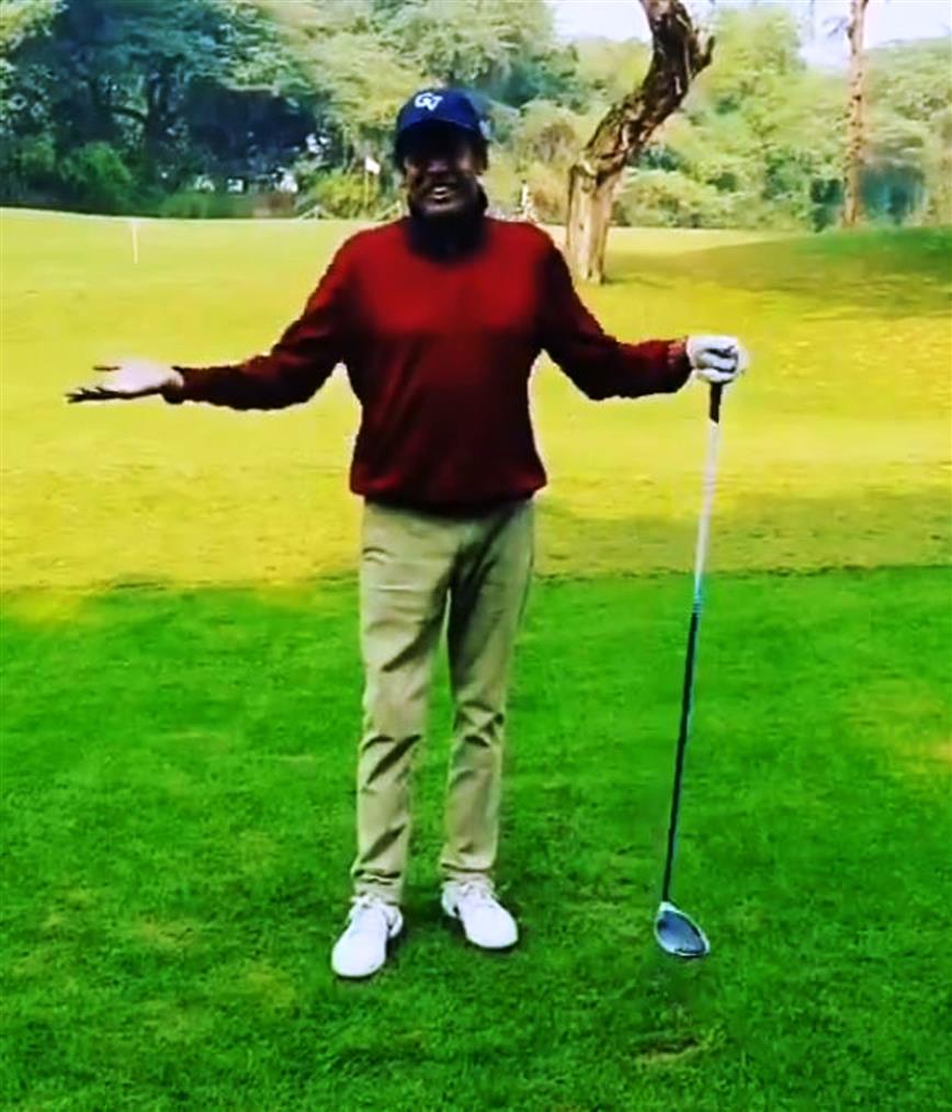 Kapil back playing golf,  3 weeks after angioplasty