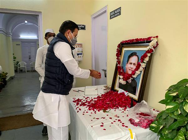 Ahmed Patel to be laid to rest at native place in Gujarat