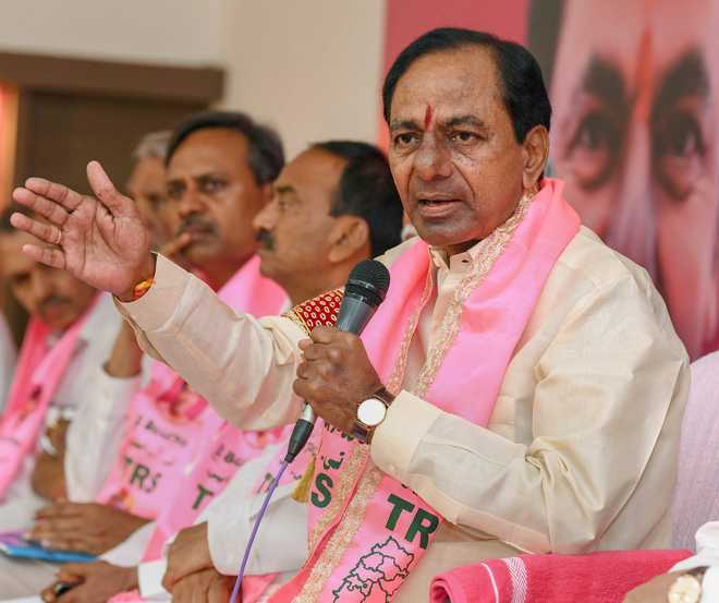KCR to push for alliance of non-NDA parties after GHMC polls