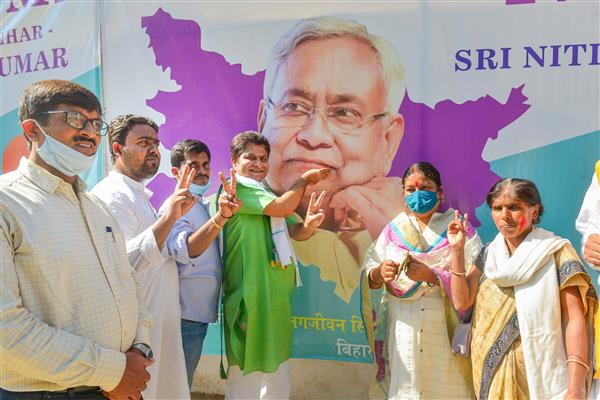 Bihar council polls: JD(U), BJP, CPI win 2 seats each; Cong, Independent bag 1
