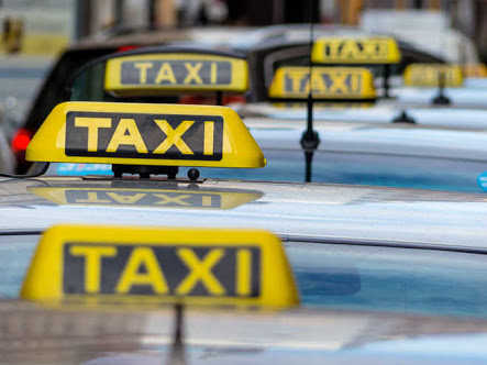 All India Taxi Union threatens to go on strike if demands of agitating farmers not met within 2 days