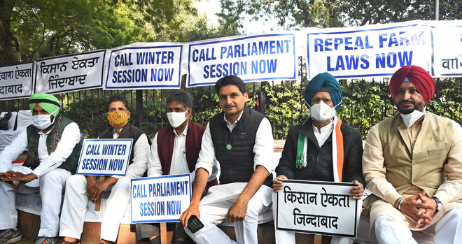 Congress MPs seek House session to repeal farm laws