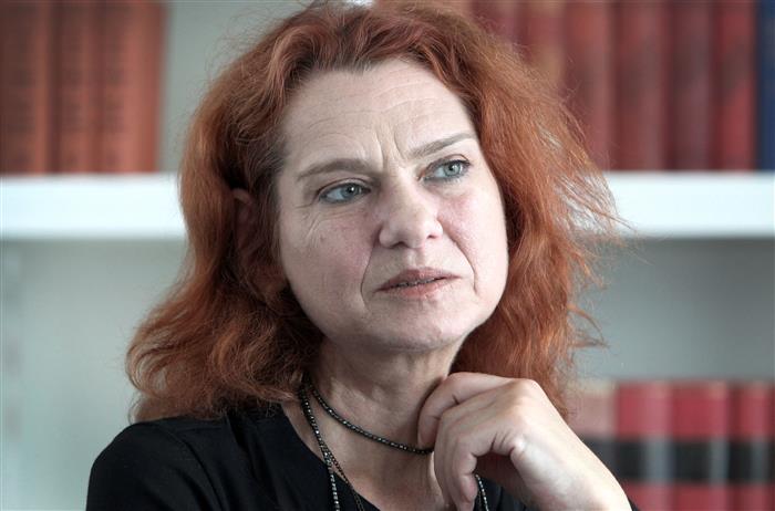 Renowned Turkish novelist acquitted in terror trial