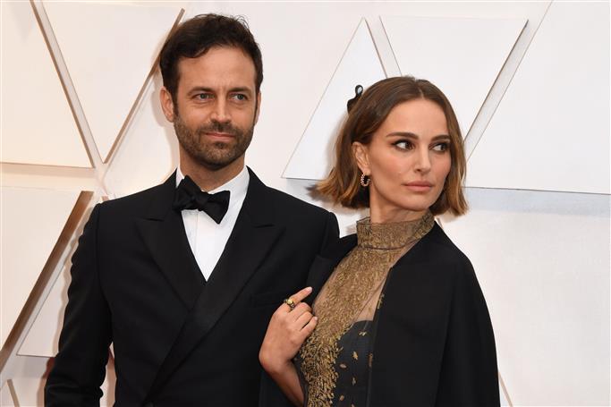 Celebs make thoughtful fashion choices for Oscars 2020