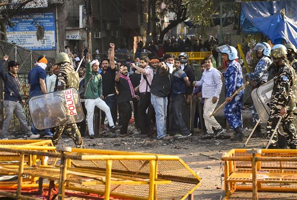 Pleas relating to Delhi violence reach Supreme Court, HC; hearing on Wednesday