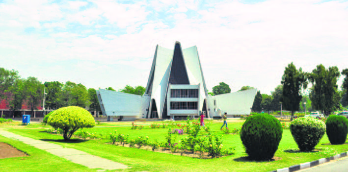 Late fee for semester exams irks Punjabi University students