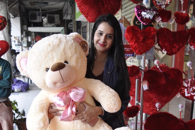 Valentine’s Day buzz missing in Ludhiana markets