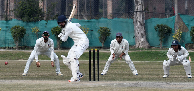 Chandigarh in command on Day 1
