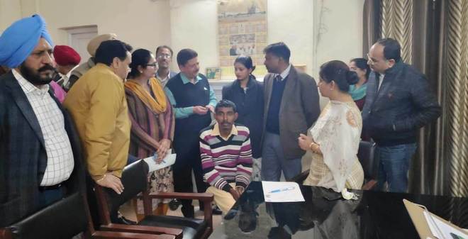 Differently abled persons get unique ID cards in Faridkot