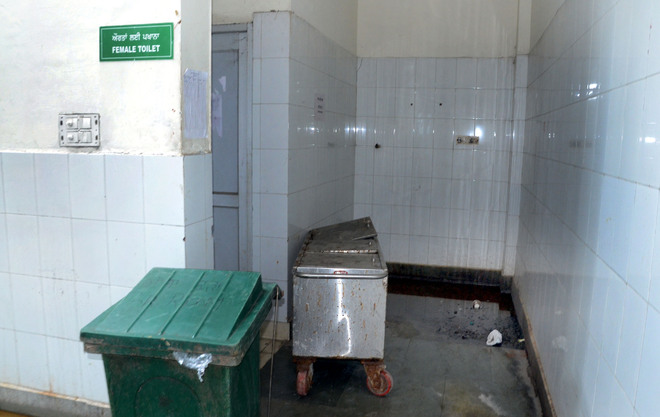 Unkempt wards, clogged toilets cripple Mother & Child Care unit