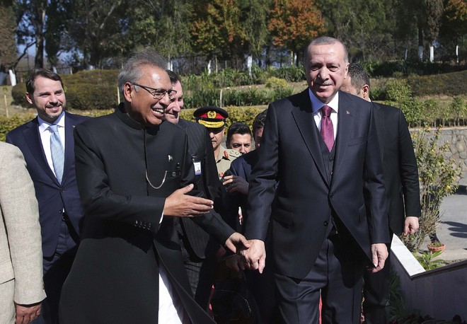 In Pakistan Parliament, Turkey’s President rakes up Kashmir issue