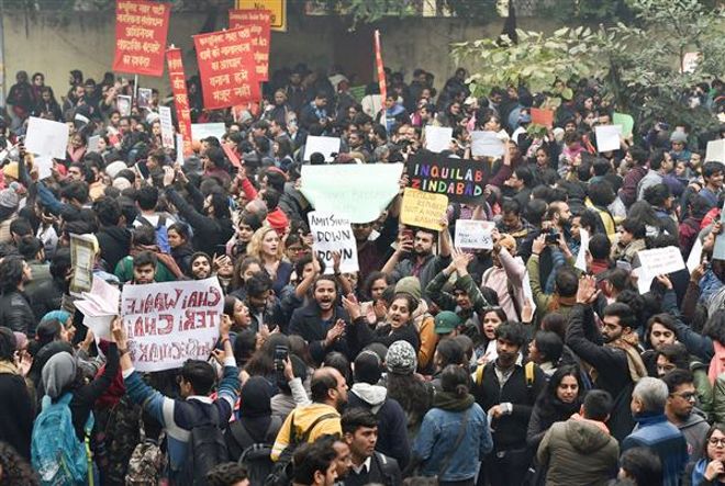 Justice Shah: Students’ stir against undemocratic CAA heartening