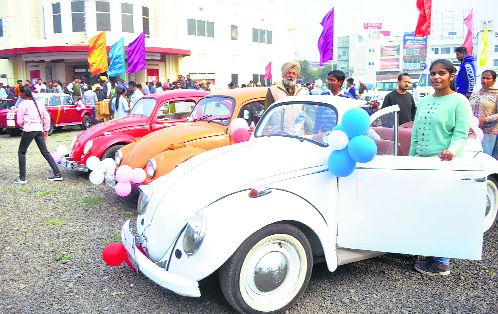 Patiala Heritage Festival: Classic beauties draw crowds in rally