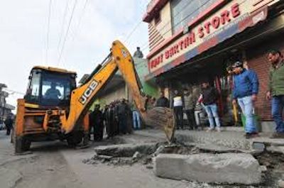 60 more roads to get rid of encroachments