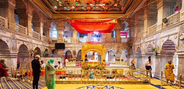 DSGMC bans entry of foreigners to gurdwaras, who have not completed 15 days' stay in India