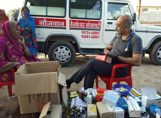 NGO provides mobile OPD services to slum dwellers