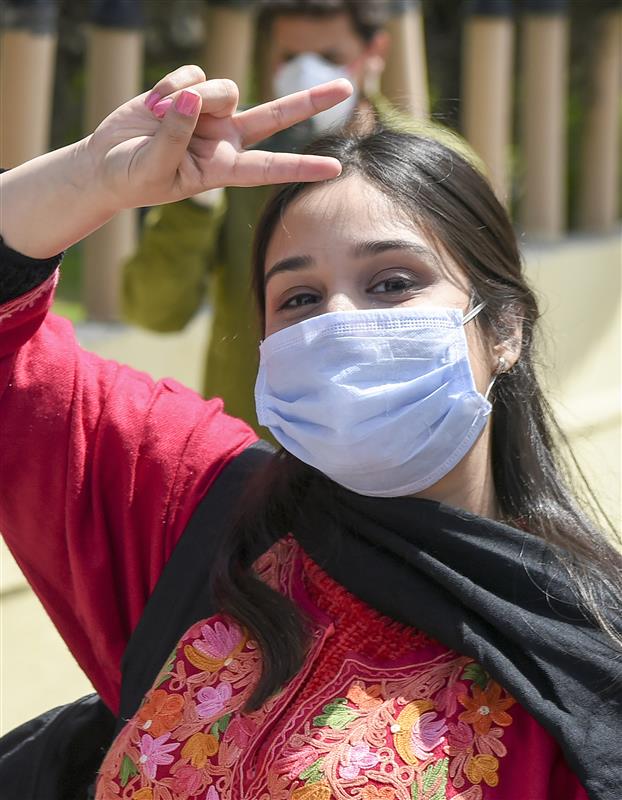 Punjab cops’ wives prepare 800 masks, 33,000 ration packets to donate amid coronavirus lockdown
