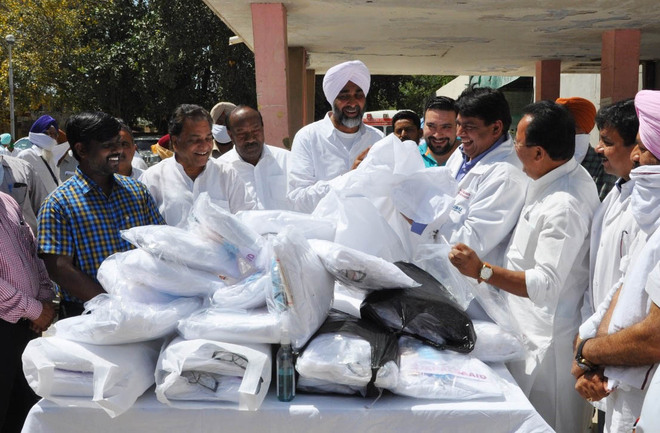 50 PPE kits distributed among frontline staff in Bathinda