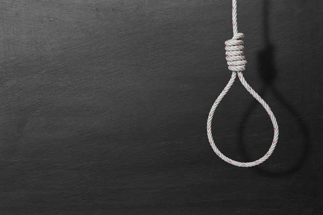 IRS officer commits suicide in central Delhi's Chanakyapuri