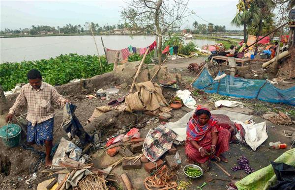 Super cyclone: Death toll rises to 85 in W Bengal; protests over power, water supply