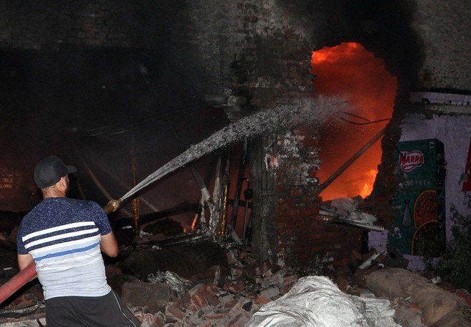 Goods, machinery worth lakhs gutted in knitting factory fire