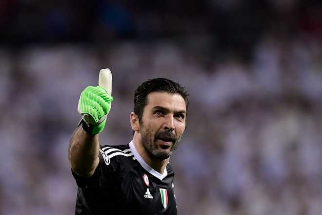 42-year-old goalkeeping great Buffon extends Juventus contract for another season