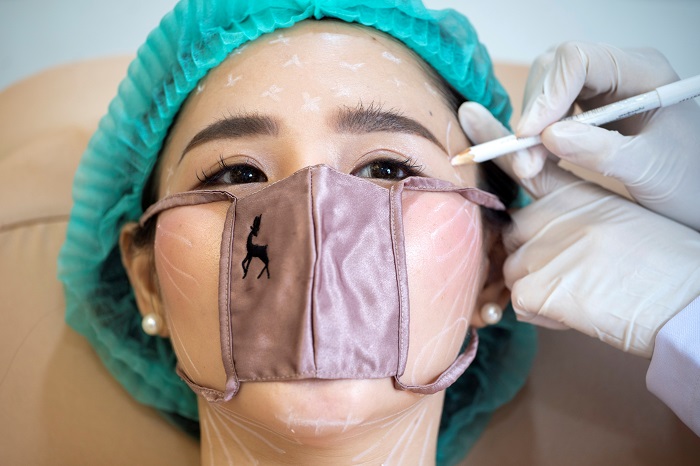 Thai clinic offers mini face mask for up close beauty treatments